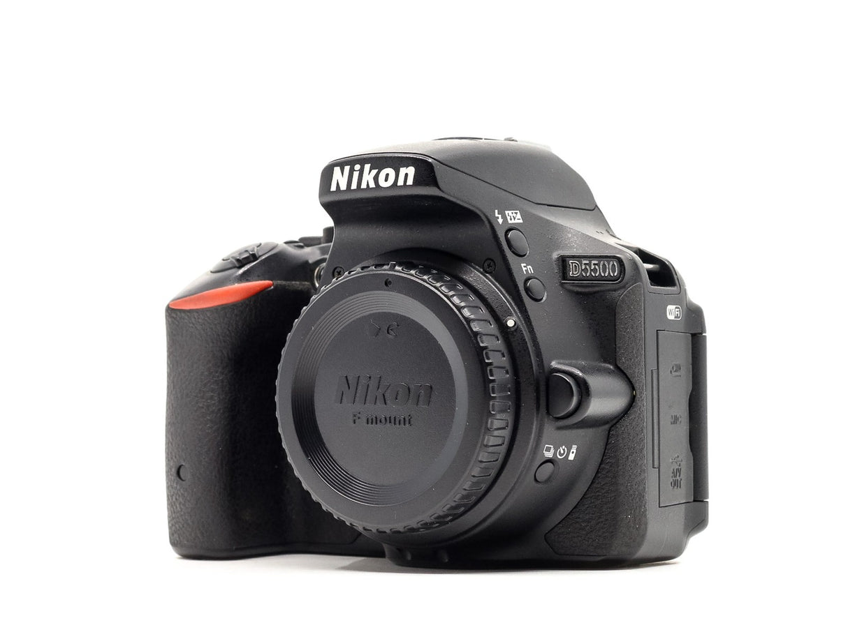 Nikon D5500 - segunda mano - excelente estado - foto principal - SKU 3879221 - Camera Market