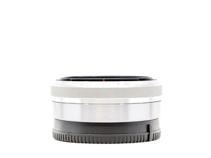 Sony E 16mm f/2.8 - segunda mano - excelente estado - detalle 2 de 4 - SKU 3711625 - Camera Market