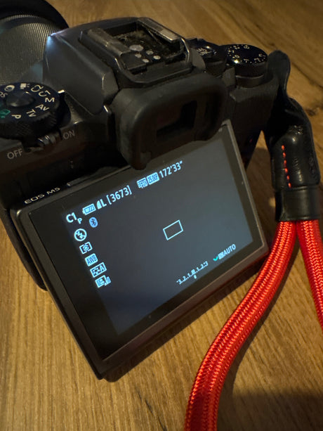 Cañón EOS M5e2ab3e68-c5fd-44d0-86c7-33bd7f1c35d6