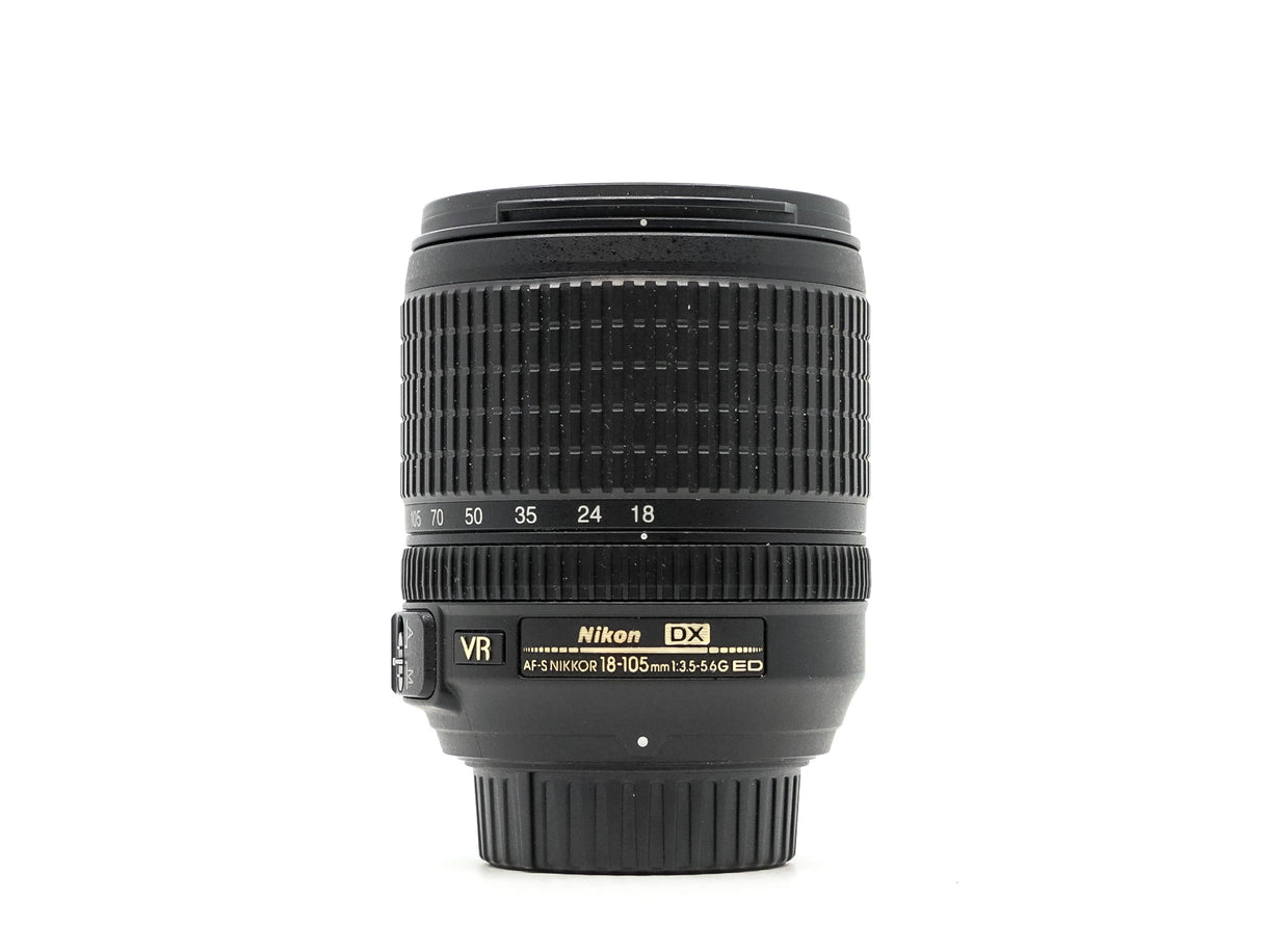 Nikon AF-S DX Nikkor 18-105mm f/3.5-5.6G ED VR - segunda mano - excelente estado - detalle 5 de 6 - SKU 3704711 - Camera Mark