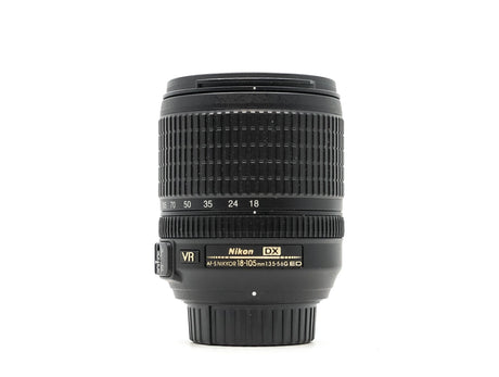 Nikon AF-S DX Nikkor 18-105mm f/3.5-5.6G ED VR - segunda mano - excelente estado - detalle 5 de 6 - SKU 3719478 - Camera Mark