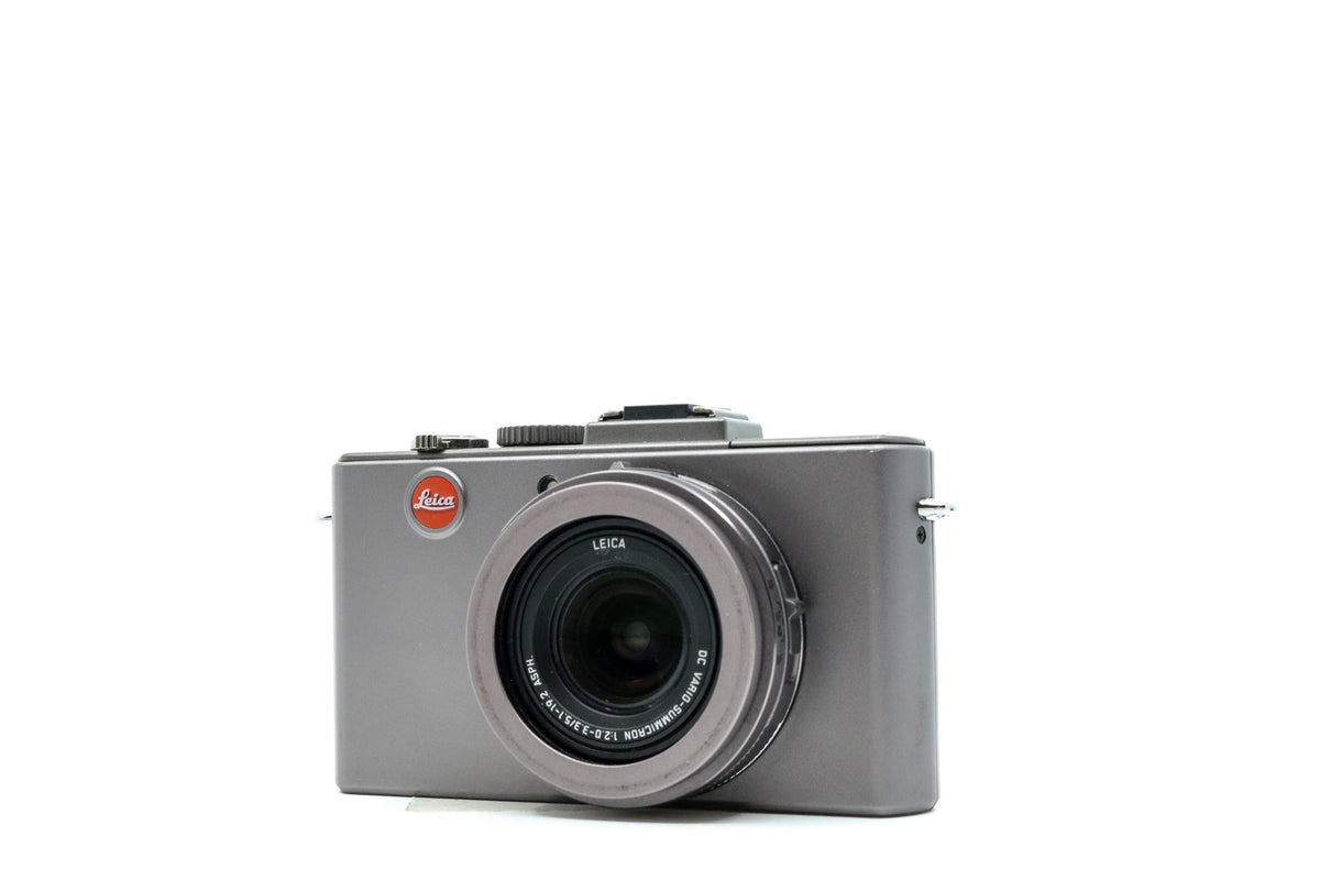 Leica D-LUX 5 Titanium Edition · image principale