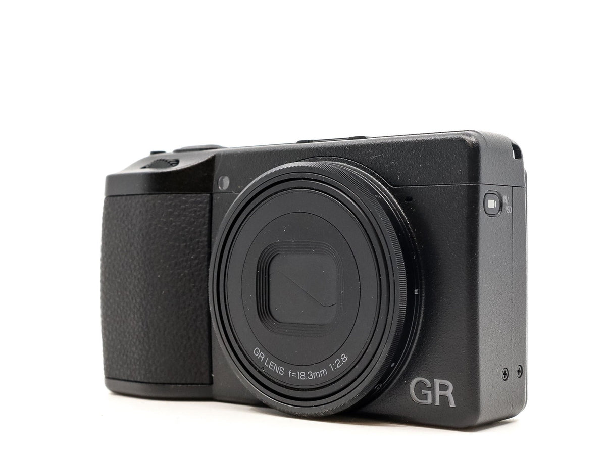 Ricoh GR IV · image principale