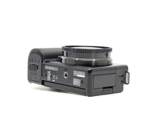 Sony ZV-E10 - segunda mano - excelente estado - detalle 2 de 4 - SKU 3729294 - Camera Market