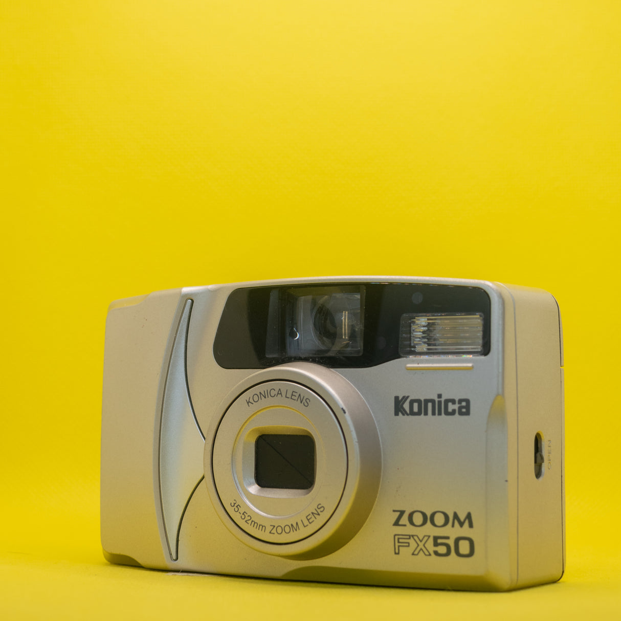 Fotocamera a pellicola Konica FX Zoom 50 - 35 mm Premium