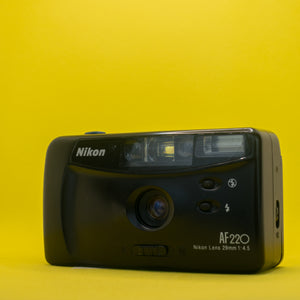 Nikon AF220 - Fotocamera compatta a pellicola 35 mm