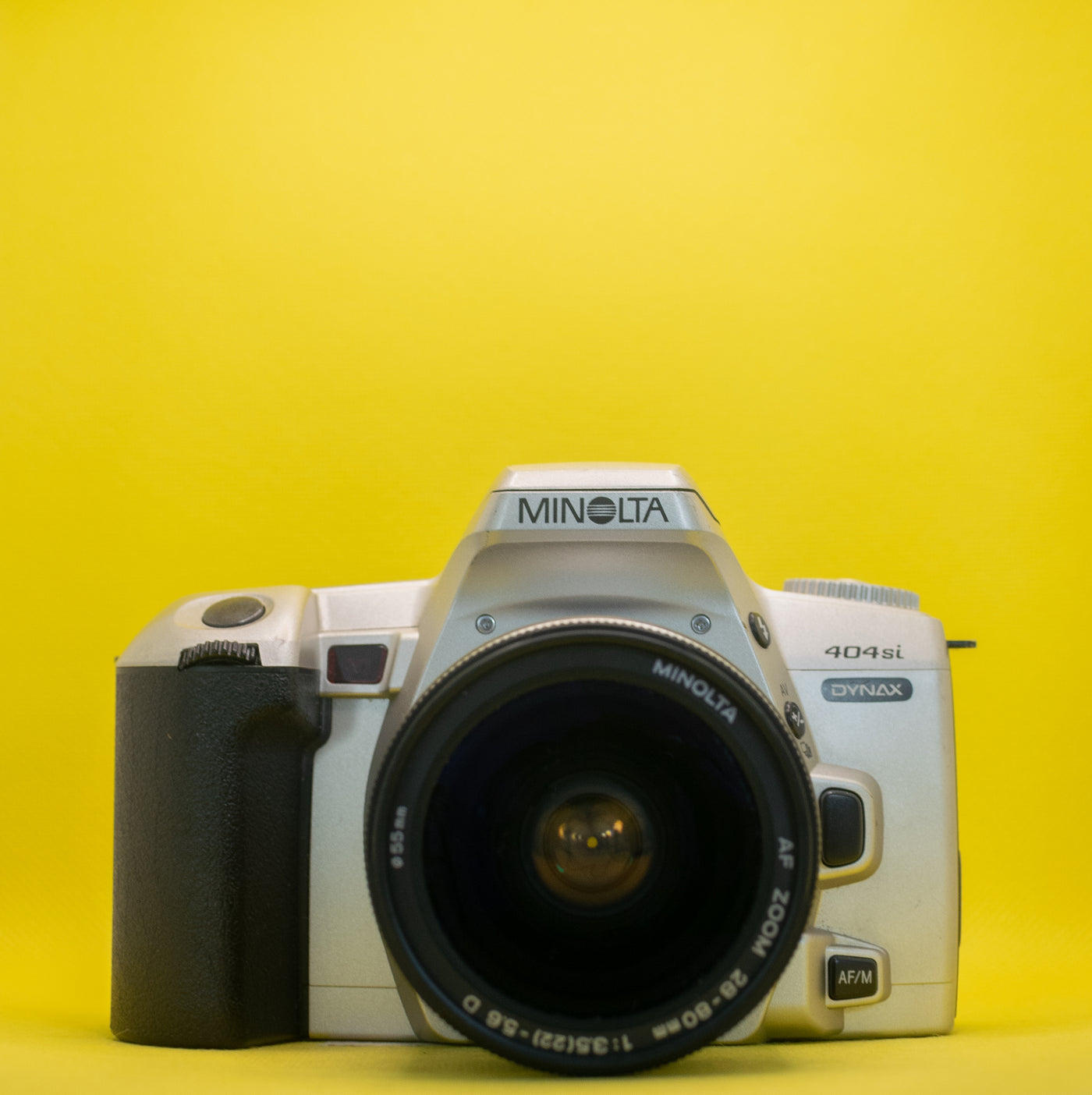 Minolta Dynax 404si - Appareil Photo Argentique 35mm SLR Premium · image principale
